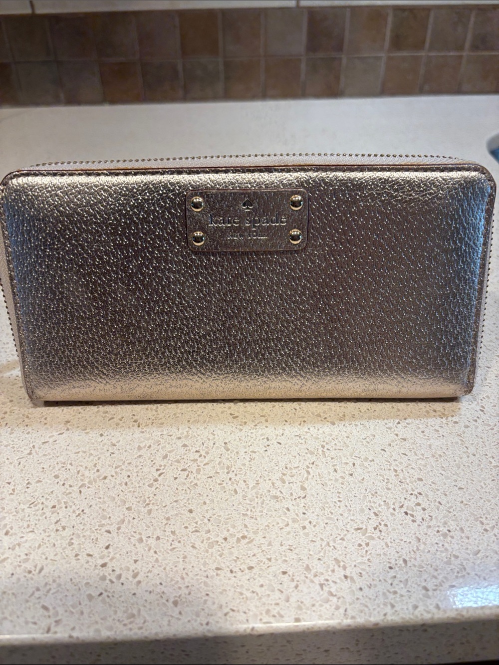 kate spade Metallic Gold  Pebble Leather Zip  Wallet Like new!